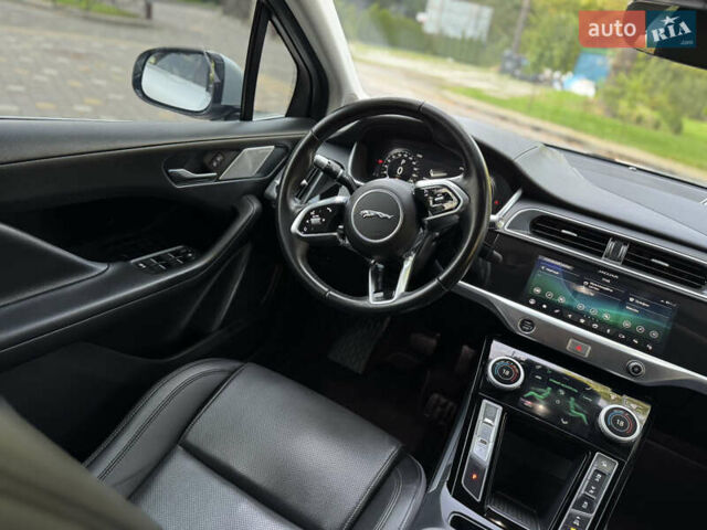 Серый Ягуар I-Pace, объемом двигателя 0 л и пробегом 158 тыс. км за 22950 $, фото 167 на Automoto.ua
