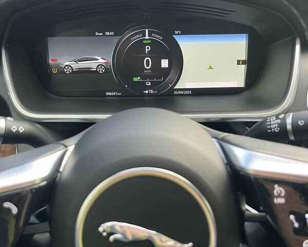 Серый Ягуар I-Pace, объемом двигателя 0 л и пробегом 101 тыс. км за 25300 $, фото 23 на Automoto.ua