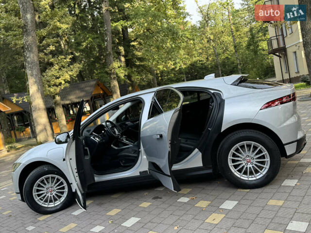 Серый Ягуар I-Pace, объемом двигателя 0 л и пробегом 158 тыс. км за 22950 $, фото 14 на Automoto.ua
