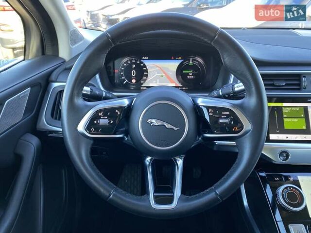 Серый Ягуар I-Pace, объемом двигателя 0 л и пробегом 95 тыс. км за 23900 $, фото 33 на Automoto.ua