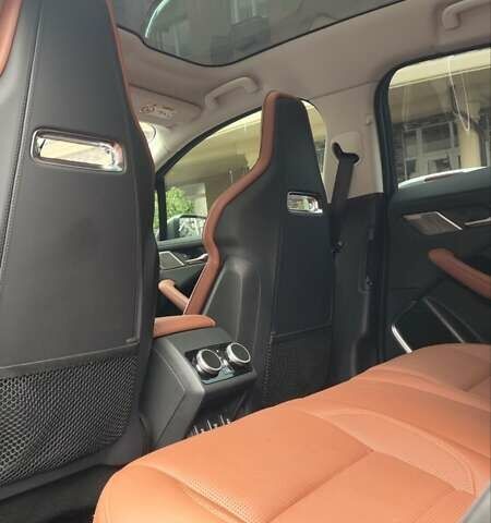Серый Ягуар I-Pace, объемом двигателя 0 л и пробегом 66 тыс. км за 25500 $, фото 99 на Automoto.ua