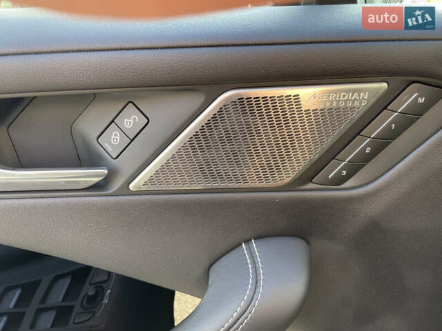 Серый Ягуар I-Pace, объемом двигателя 0 л и пробегом 153 тыс. км за 23500 $, фото 17 на Automoto.ua