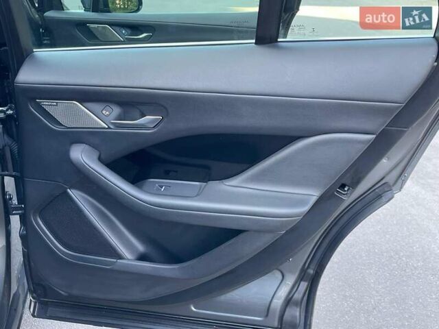 Сірий Ягуар I-Pace, об'ємом двигуна 0 л та пробігом 134 тис. км за 22300 $, фото 35 на Automoto.ua
