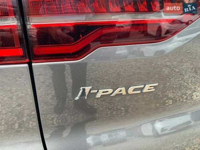 Серый Ягуар I-Pace, объемом двигателя 0 л и пробегом 147 тыс. км за 23499 $, фото 11 на Automoto.ua