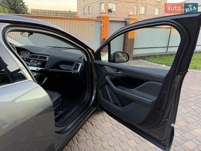Серый Ягуар I-Pace, объемом двигателя 0 л и пробегом 158 тыс. км за 22700 $, фото 60 на Automoto.ua
