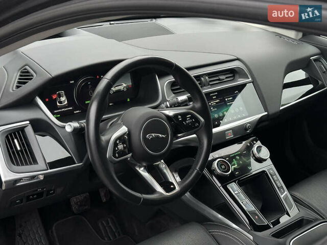 Серый Ягуар I-Pace, объемом двигателя 0 л и пробегом 94 тыс. км за 22900 $, фото 34 на Automoto.ua