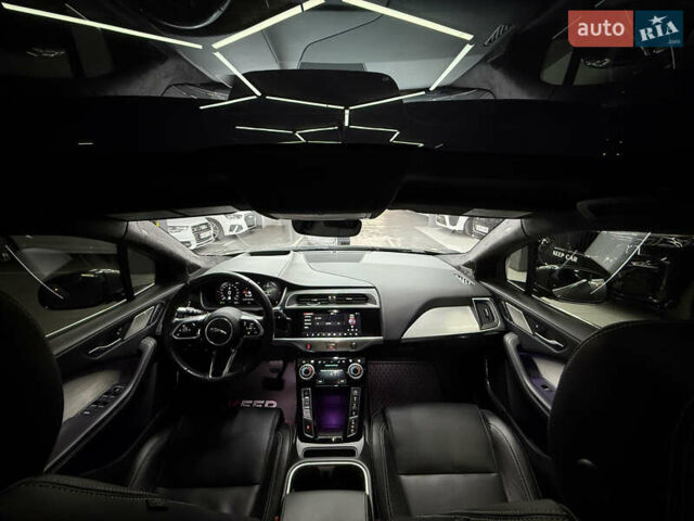 Серый Ягуар I-Pace, объемом двигателя 0 л и пробегом 63 тыс. км за 29500 $, фото 29 на Automoto.ua