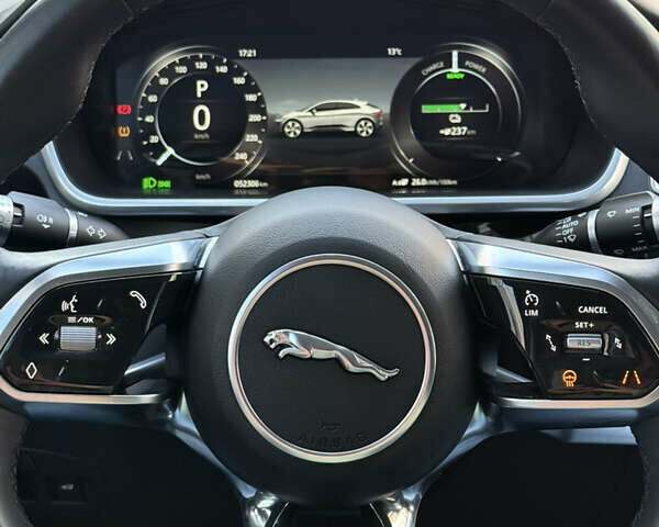 Серый Ягуар I-Pace, объемом двигателя 0 л и пробегом 59 тыс. км за 23850 $, фото 60 на Automoto.ua