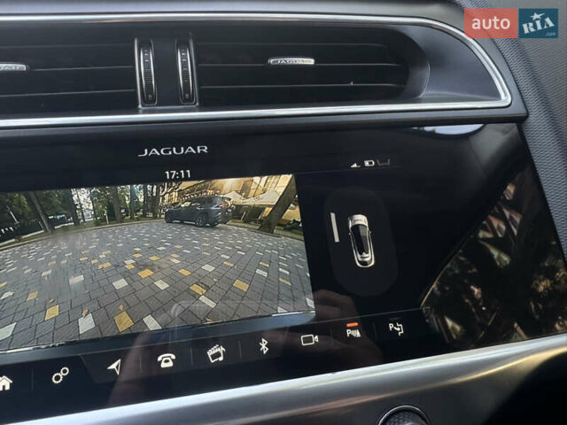 Серый Ягуар I-Pace, объемом двигателя 0 л и пробегом 158 тыс. км за 22950 $, фото 208 на Automoto.ua