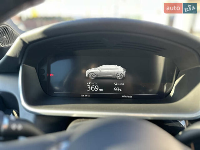 Серый Ягуар I-Pace, объемом двигателя 0 л и пробегом 106 тыс. км за 22900 $, фото 31 на Automoto.ua