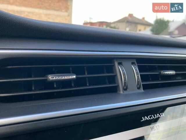 Сірий Ягуар I-Pace, об'ємом двигуна 0 л та пробігом 147 тис. км за 24299 $, фото 50 на Automoto.ua