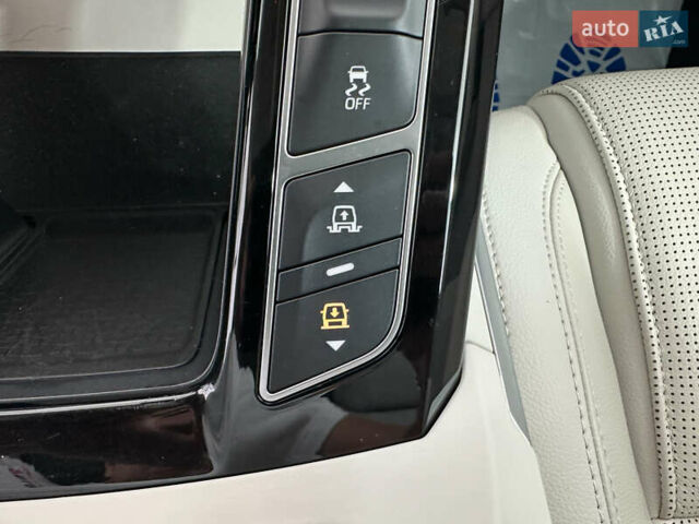 Серый Ягуар I-Pace, объемом двигателя 0 л и пробегом 68 тыс. км за 28950 $, фото 34 на Automoto.ua