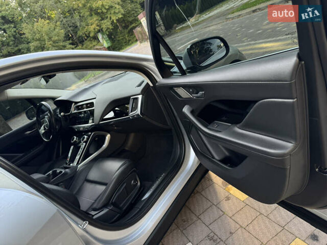 Серый Ягуар I-Pace, объемом двигателя 0 л и пробегом 158 тыс. км за 22950 $, фото 149 на Automoto.ua
