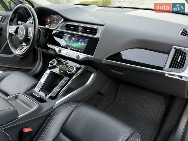 Серый Ягуар I-Pace, объемом двигателя 0 л и пробегом 88 тыс. км за 23200 $, фото 59 на Automoto.ua