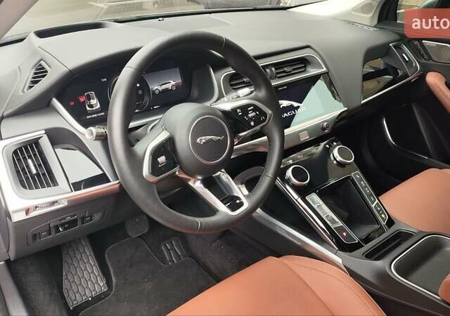 Серый Ягуар I-Pace, объемом двигателя 0 л и пробегом 66 тыс. км за 25500 $, фото 67 на Automoto.ua