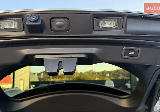 Серый Ягуар I-Pace, объемом двигателя 0 л и пробегом 87 тыс. км за 28000 $, фото 43 на Automoto.ua