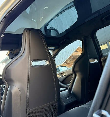 Серый Ягуар I-Pace, объемом двигателя 0 л и пробегом 87 тыс. км за 28300 $, фото 14 на Automoto.ua