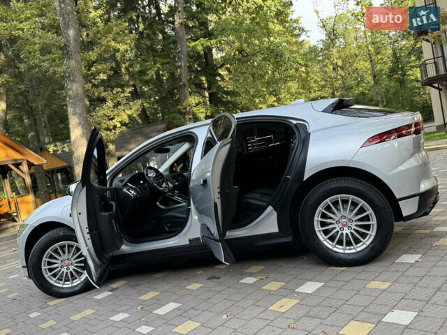 Серый Ягуар I-Pace, объемом двигателя 0 л и пробегом 158 тыс. км за 22950 $, фото 15 на Automoto.ua