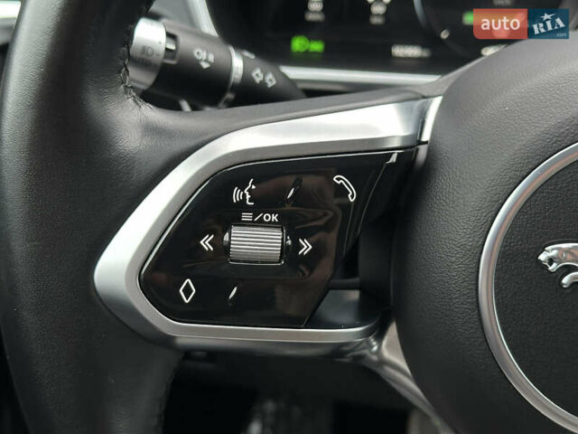 Серый Ягуар I-Pace, объемом двигателя 0 л и пробегом 94 тыс. км за 22900 $, фото 40 на Automoto.ua
