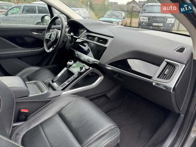 Серый Ягуар I-Pace, объемом двигателя 0 л и пробегом 148 тыс. км за 23499 $, фото 34 на Automoto.ua