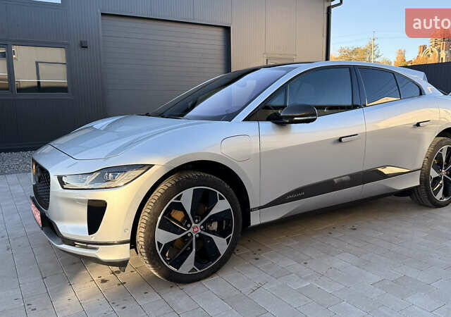 Серый Ягуар I-Pace, объемом двигателя 0 л и пробегом 87 тыс. км за 28300 $, фото 2 на Automoto.ua