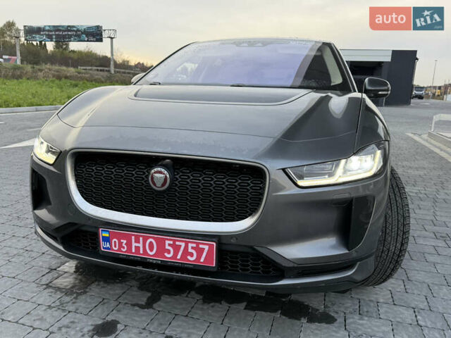 Серый Ягуар I-Pace, объемом двигателя 0 л и пробегом 112 тыс. км за 22999 $, фото 2 на Automoto.ua