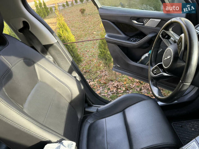 Серый Ягуар I-Pace, объемом двигателя 0 л и пробегом 112 тыс. км за 22999 $, фото 59 на Automoto.ua