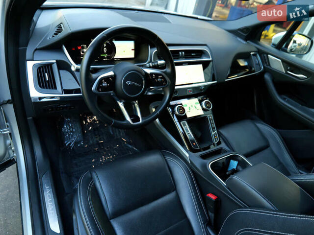 Серый Ягуар I-Pace, объемом двигателя 0 л и пробегом 37 тыс. км за 20000 $, фото 12 на Automoto.ua