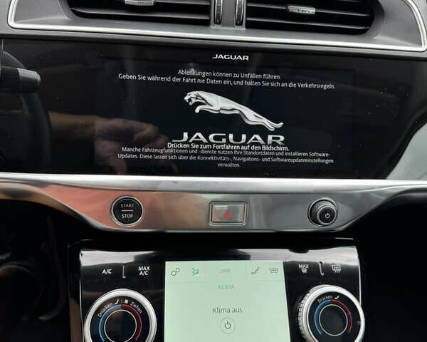 Серый Ягуар I-Pace, объемом двигателя 0 л и пробегом 148 тыс. км за 23499 $, фото 43 на Automoto.ua