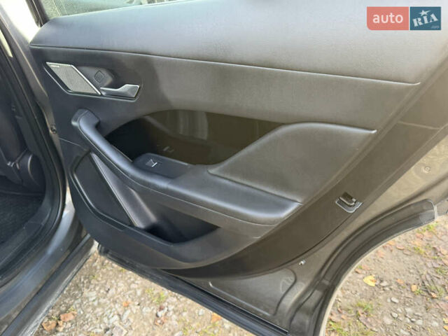 Серый Ягуар I-Pace, объемом двигателя 0 л и пробегом 112 тыс. км за 22999 $, фото 60 на Automoto.ua