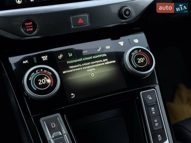 Сірий Ягуар I-Pace, об'ємом двигуна 0 л та пробігом 54 тис. км за 29400 $, фото 55 на Automoto.ua