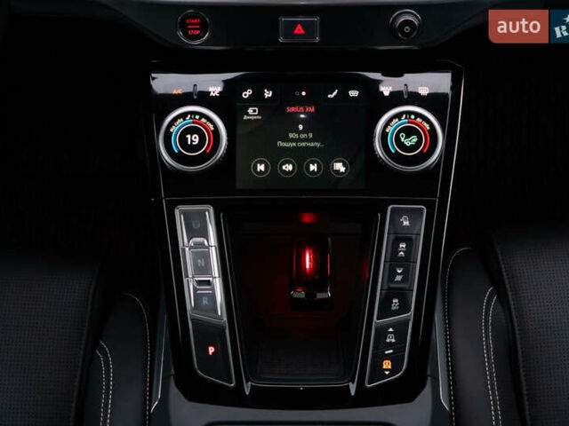 Серый Ягуар I-Pace, объемом двигателя 0 л и пробегом 78 тыс. км за 27000 $, фото 40 на Automoto.ua