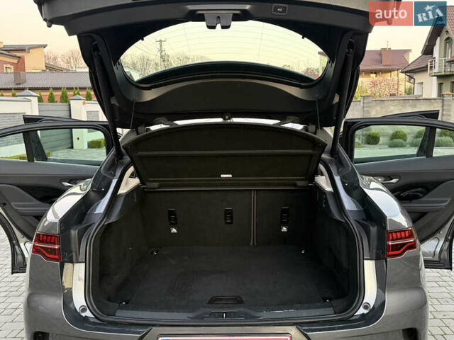 Серый Ягуар I-Pace, объемом двигателя 0 л и пробегом 88 тыс. км за 23200 $, фото 71 на Automoto.ua