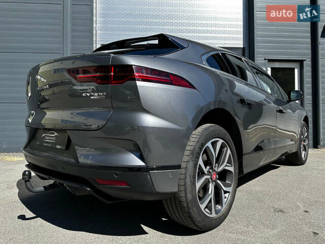 Серый Ягуар I-Pace, объемом двигателя 0 л и пробегом 82 тыс. км за 21500 $, фото 3 на Automoto.ua