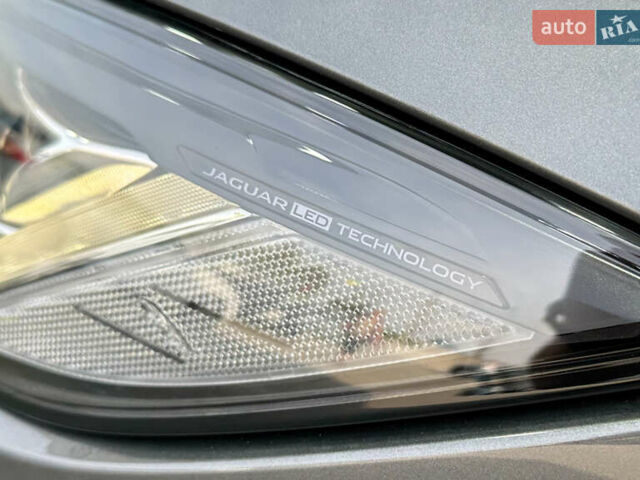 Серый Ягуар I-Pace, объемом двигателя 0 л и пробегом 68 тыс. км за 28950 $, фото 41 на Automoto.ua