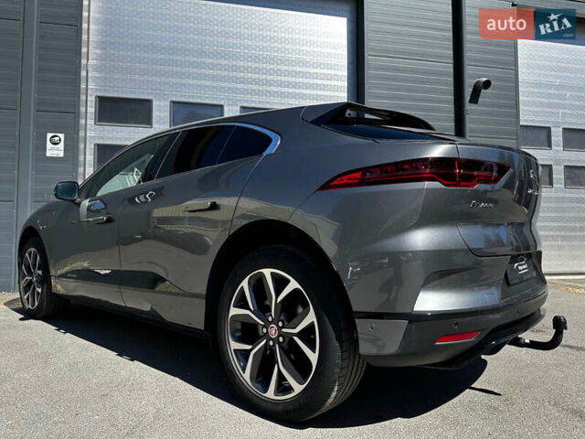 Серый Ягуар I-Pace, объемом двигателя 0 л и пробегом 82 тыс. км за 21500 $, фото 4 на Automoto.ua