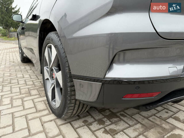 Ягуар I-Pace 2019 в Тернополе на Automoto.ua Серый Ягуар I-Pace, объемом двигателя 0 л и пробегом 128 тыс. км за 22300 $, фото 16 на Automoto.ua