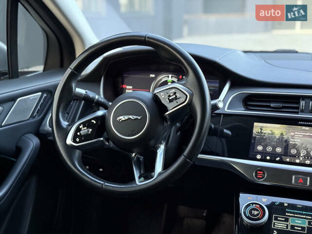 Серый Ягуар I-Pace, объемом двигателя 0 л и пробегом 144 тыс. км за 21998 $, фото 50 на Automoto.ua