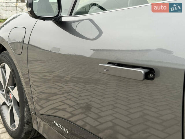 Ягуар I-Pace 2019 в Тернополе на Automoto.ua Серый Ягуар I-Pace, объемом двигателя 0 л и пробегом 128 тыс. км за 22300 $, фото 15 на Automoto.ua