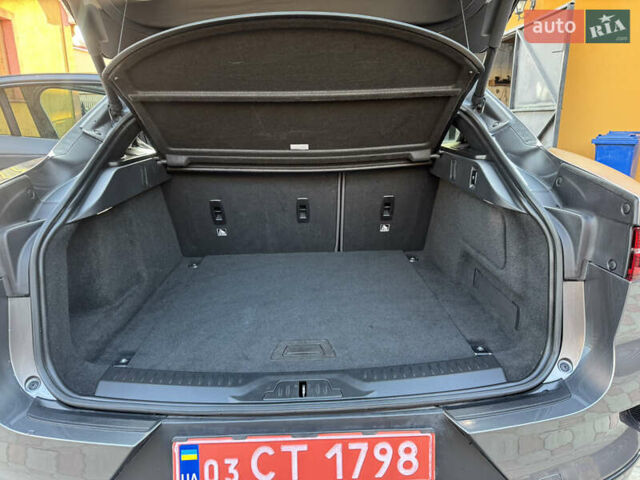 Серый Ягуар I-Pace, объемом двигателя 0 л и пробегом 120 тыс. км за 21499 $, фото 20 на Automoto.ua