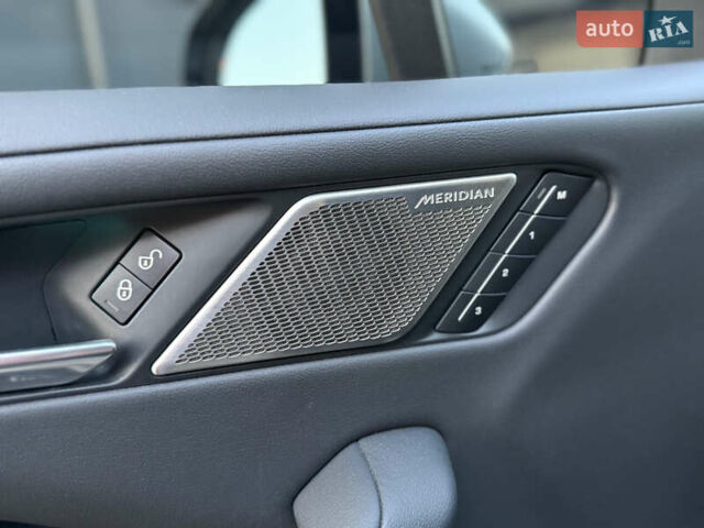 Серый Ягуар I-Pace, объемом двигателя 0 л и пробегом 144 тыс. км за 21998 $, фото 56 на Automoto.ua