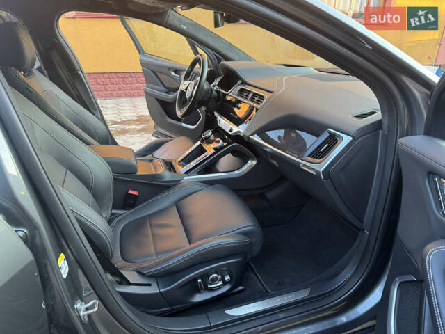Серый Ягуар I-Pace, объемом двигателя 0 л и пробегом 120 тыс. км за 21499 $, фото 26 на Automoto.ua