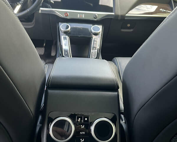 Серый Ягуар I-Pace, объемом двигателя 0 л и пробегом 101 тыс. км за 25300 $, фото 16 на Automoto.ua