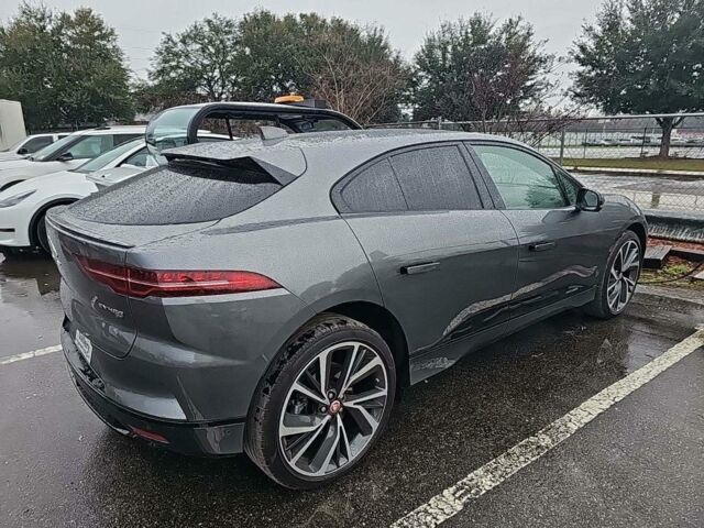 Серый Ягуар I-Pace, объемом двигателя 0 л и пробегом 83 тыс. км за 23900 $, фото 3 на Automoto.ua