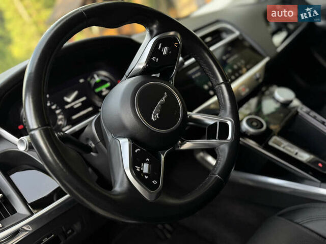 Серый Ягуар I-Pace, объемом двигателя 0 л и пробегом 158 тыс. км за 22950 $, фото 28 на Automoto.ua