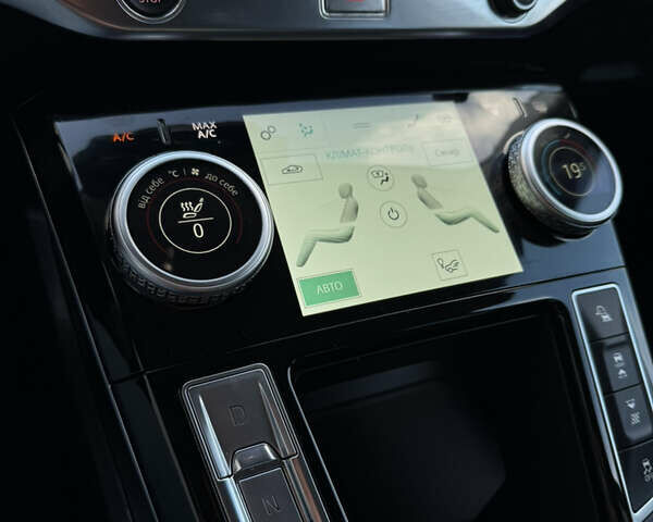 Серый Ягуар I-Pace, объемом двигателя 0 л и пробегом 59 тыс. км за 23850 $, фото 61 на Automoto.ua