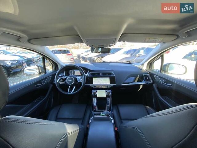 Серый Ягуар I-Pace, объемом двигателя 0 л и пробегом 95 тыс. км за 23900 $, фото 31 на Automoto.ua
