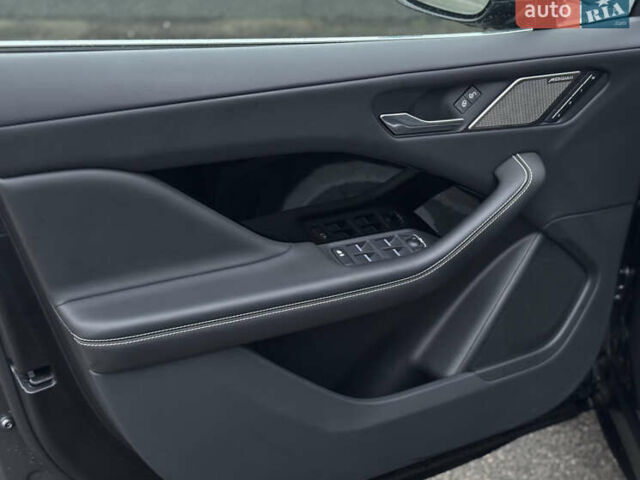 Сірий Ягуар I-Pace, об'ємом двигуна 0 л та пробігом 54 тис. км за 29400 $, фото 18 на Automoto.ua