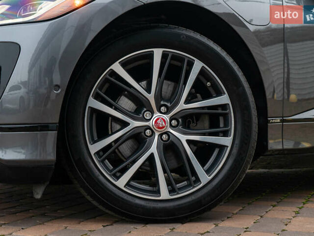 Серый Ягуар I-Pace, объемом двигателя 0 л и пробегом 78 тыс. км за 27000 $, фото 25 на Automoto.ua