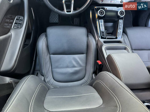 Серый Ягуар I-Pace, объемом двигателя 0 л и пробегом 120 тыс. км за 21499 $, фото 41 на Automoto.ua